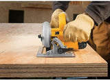 DeWALT DWE575 15 Amps Corded 7-1/4 in. Lightweight Circular Saw